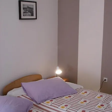 Firule Center Lejlighed