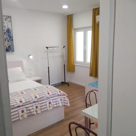 Firule Center سبليت